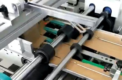 750T Fullautomaticcornercuttingandwirepressingwindowpatchingmachine
